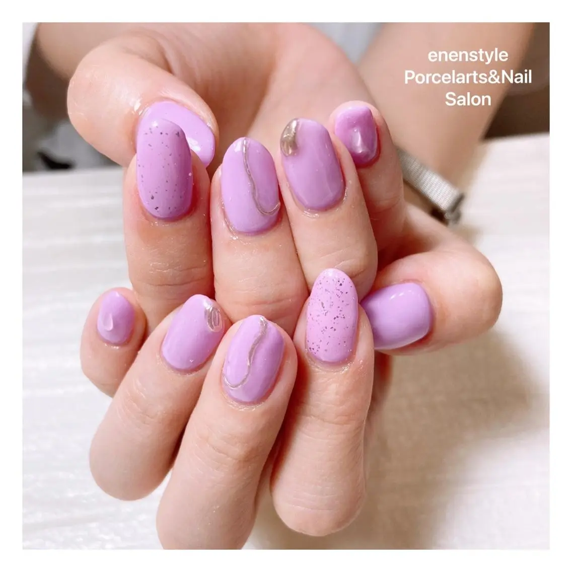 ミディアム ネイル ハンドネイル 🐾enen style 🐾のネイルデザイン