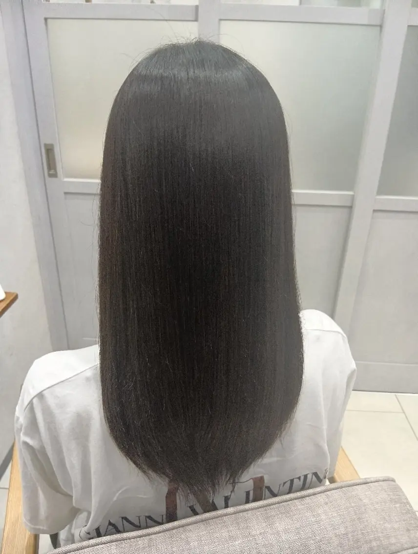 セミロング 髪質改善 salon セキグチのヘアスタイル