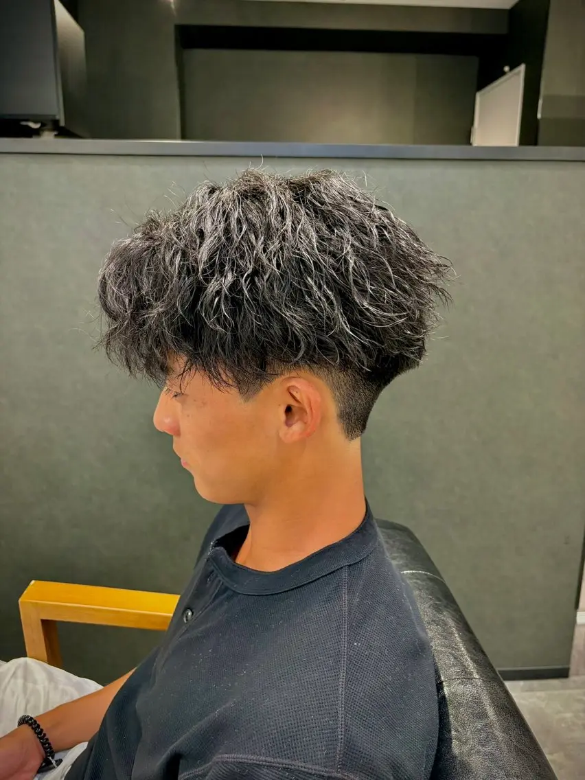 パーマ メンズ 玉置 晴太郎のヘアスタイル