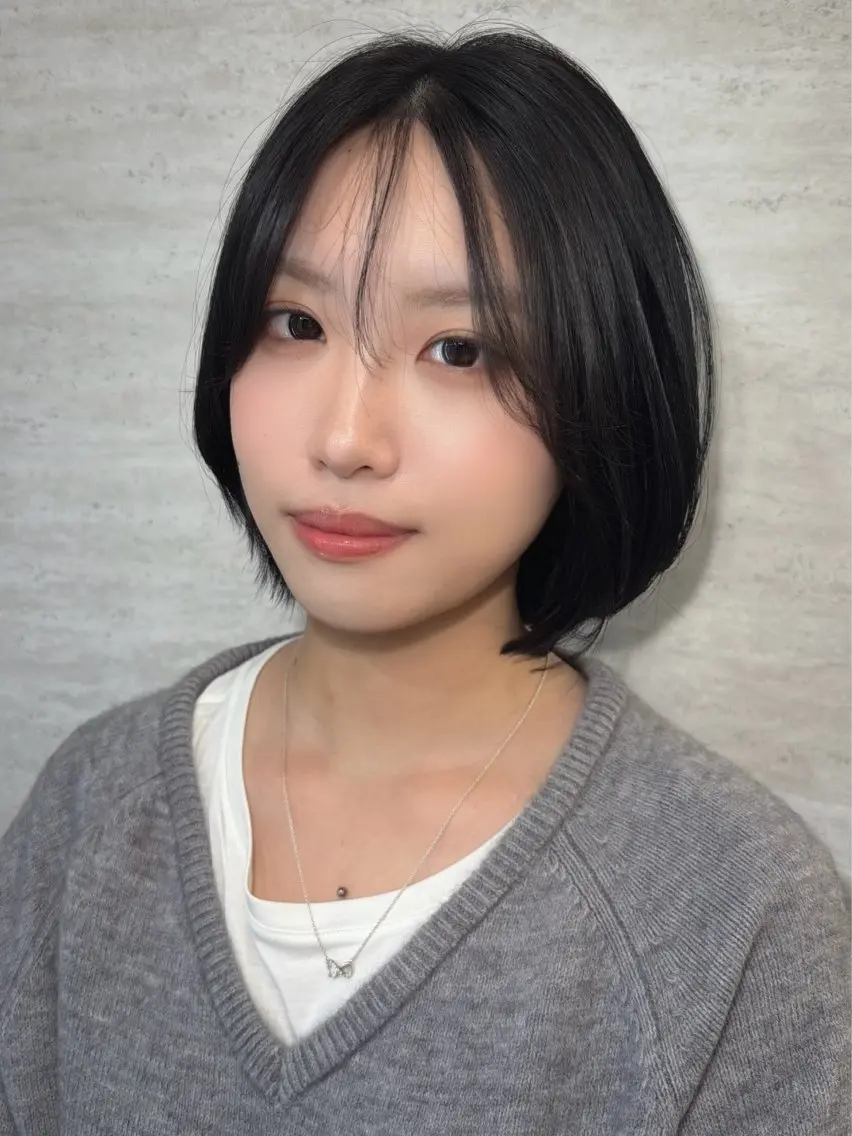 ミディアム カラー ヘアアレンジ カット ヘアカラー 韓国レイヤーカット/ 儚げカラーチナツのヘアスタイル