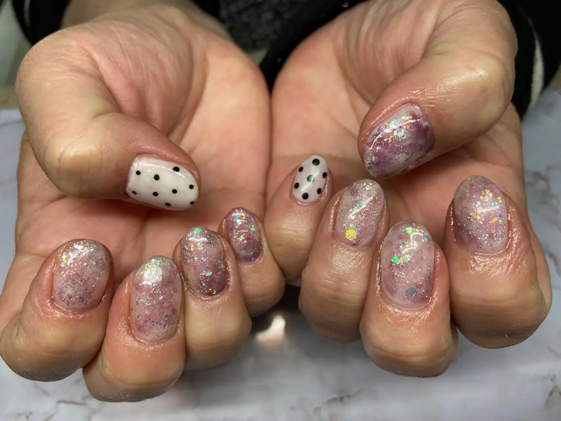 ショート ネイル ハンドネイル 中村 梨奈のネイルデザイン