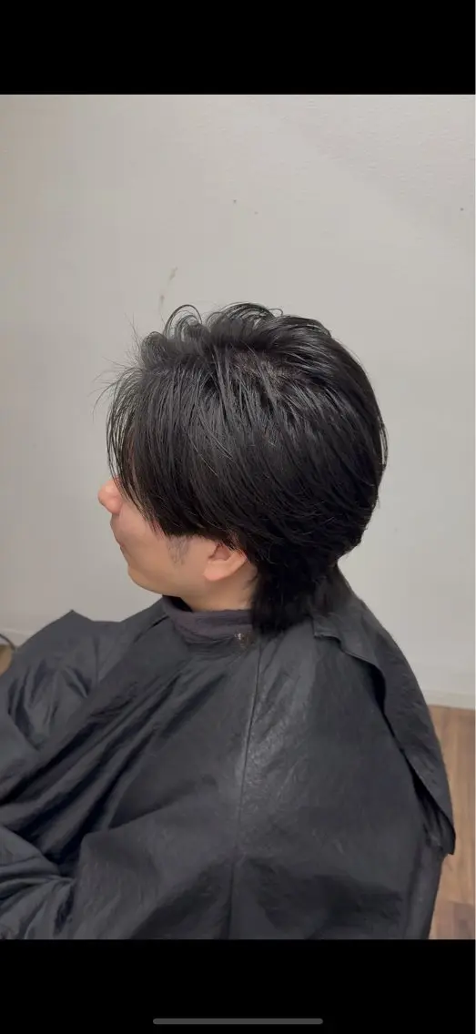 メンズ メンズ毛流れパーマ ブリーチSHIONのヘアスタイル