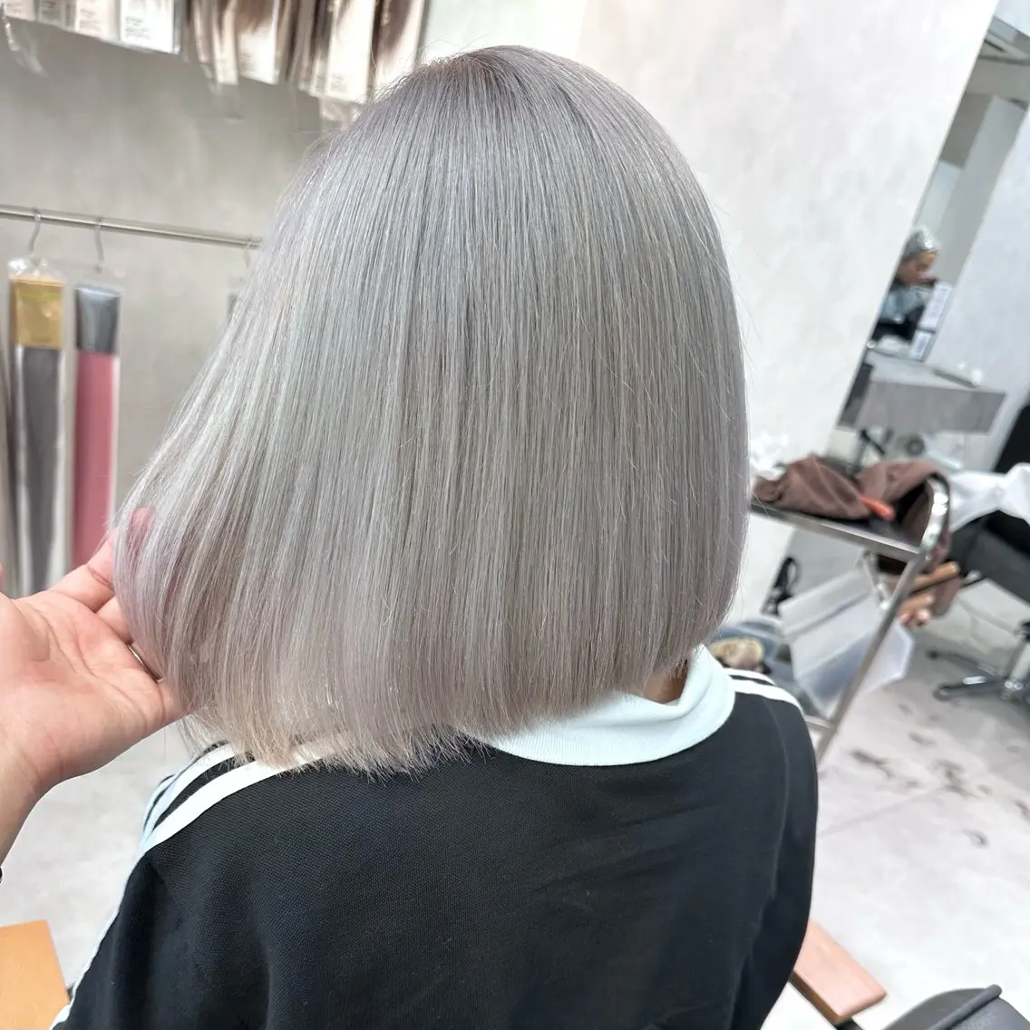 【トレンド感＋艶髪✨】トリプルカラー＋カット＋TOKIOトリートメント🎀の写真