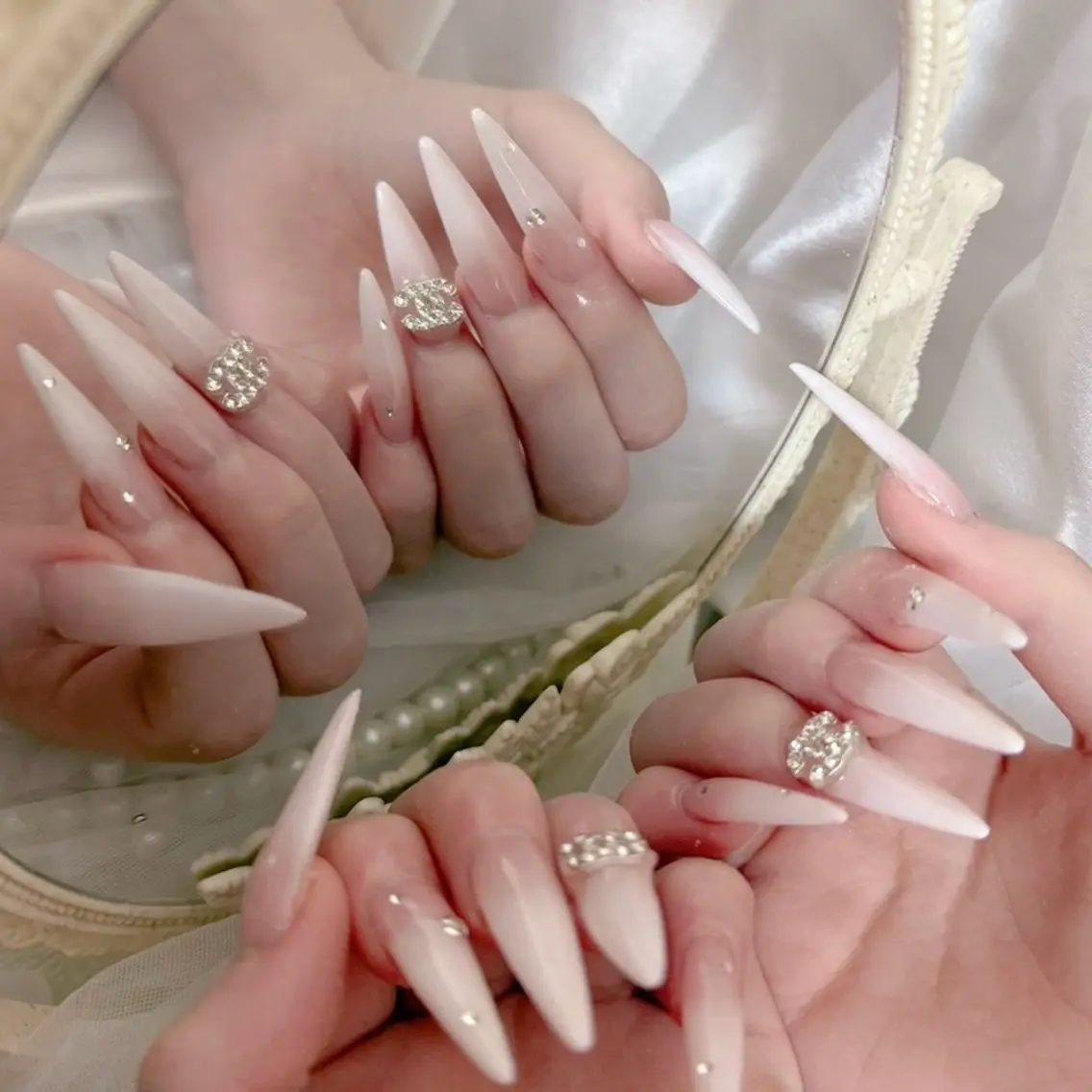 ネイル ハンドネイル Mari 🎀のネイルデザイン