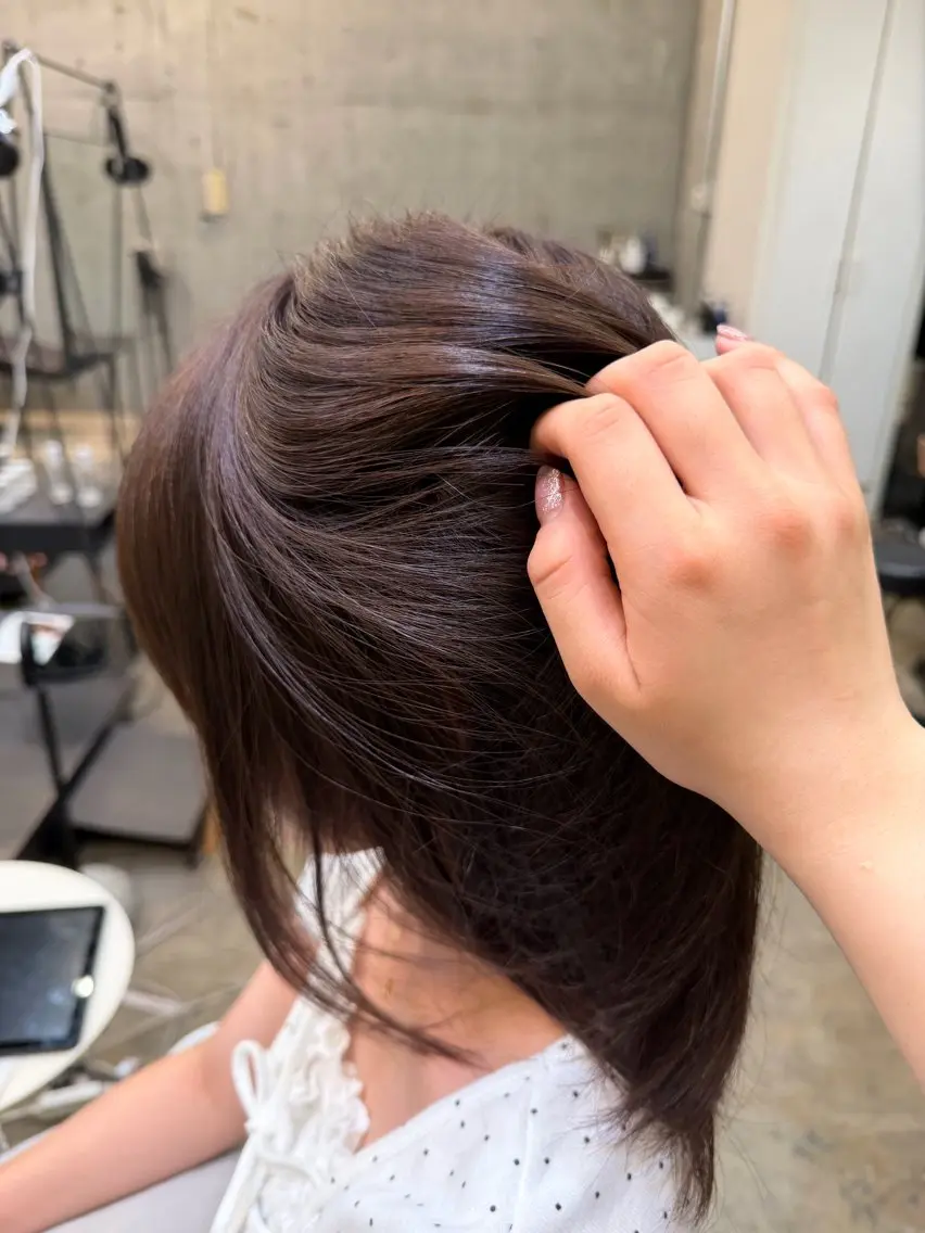 セミロング カラー ヘアカラー 暗すぎず明るすぎない 透明感カラー/真菜のヘアスタイル