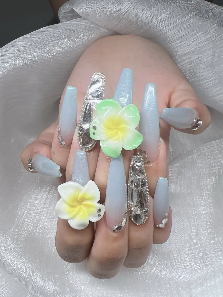 ネイル 長さ出し グラデーション キラキラネイル マグネットネイル ニュアンスネイル ハンドネイル Lee Nails チップ長さだし専門店のネイルデザイン