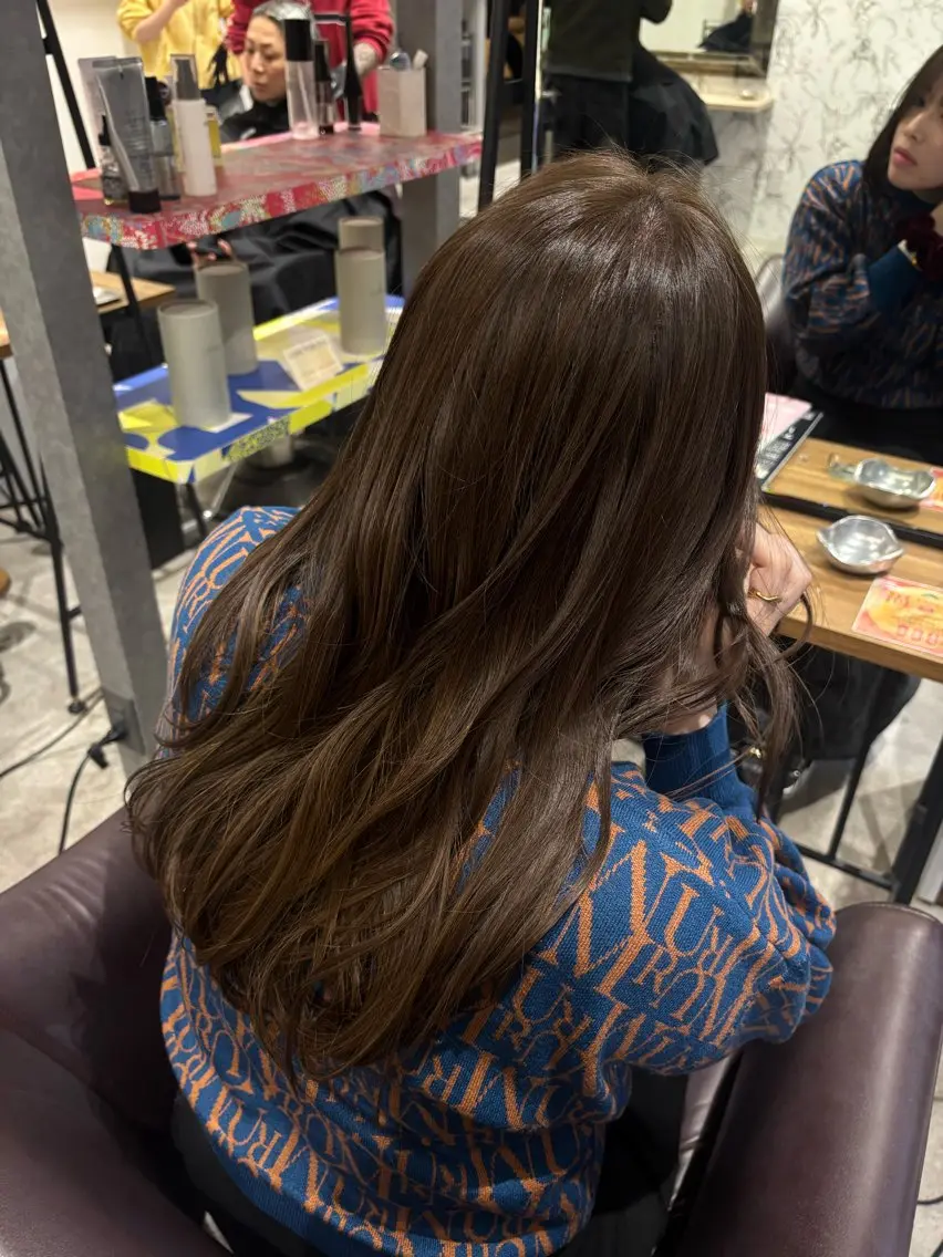 セミロング カット ヘアカラー ブリーチ無しダブル カラー / LINAのヘアスタイル