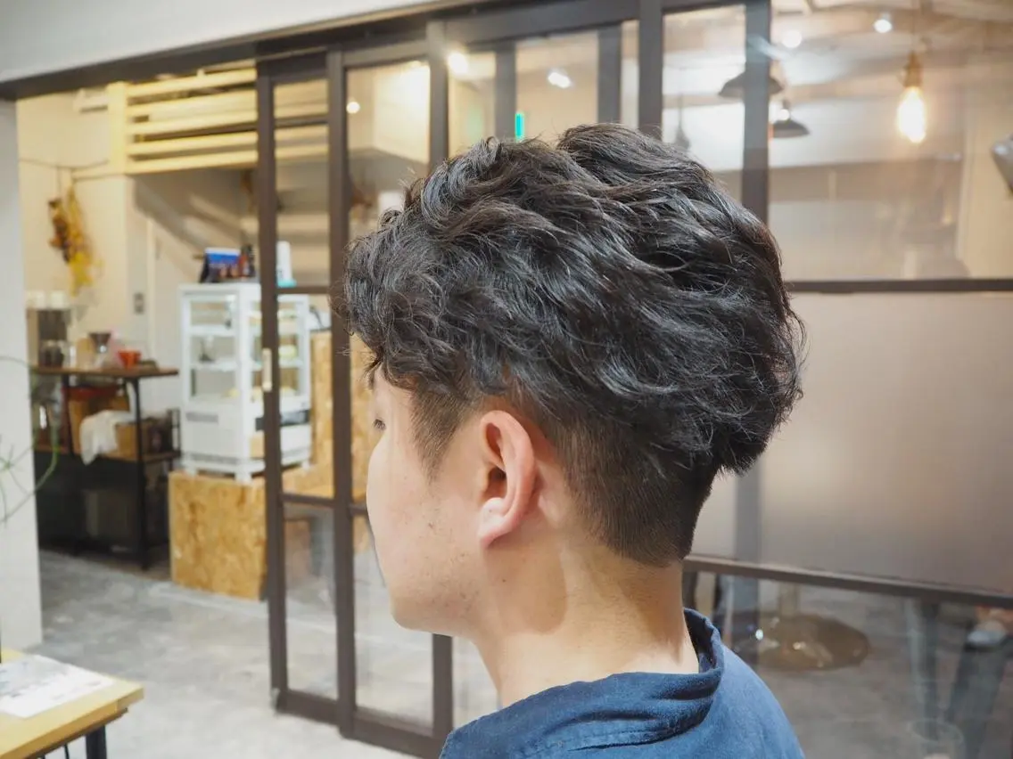 メンズ メンズパーマ カット パーマ トリートメント 高橋 悠介のヘアスタイル