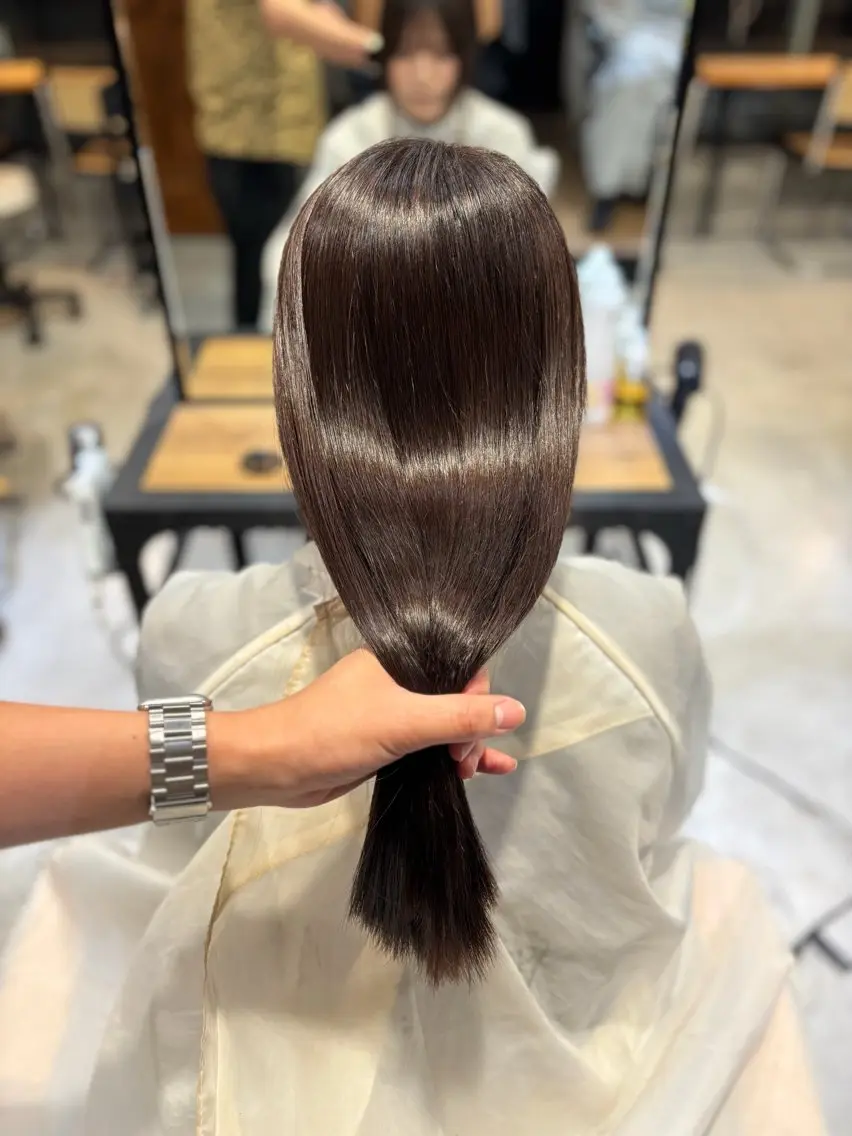 セミロング ヘアアレンジ カット ヘアカラー 縮毛矯正 トリートメント ヘッドスパ ヘアセット 美髪/透明感/レイヤ ーTATSUKI☘️のヘアスタイル