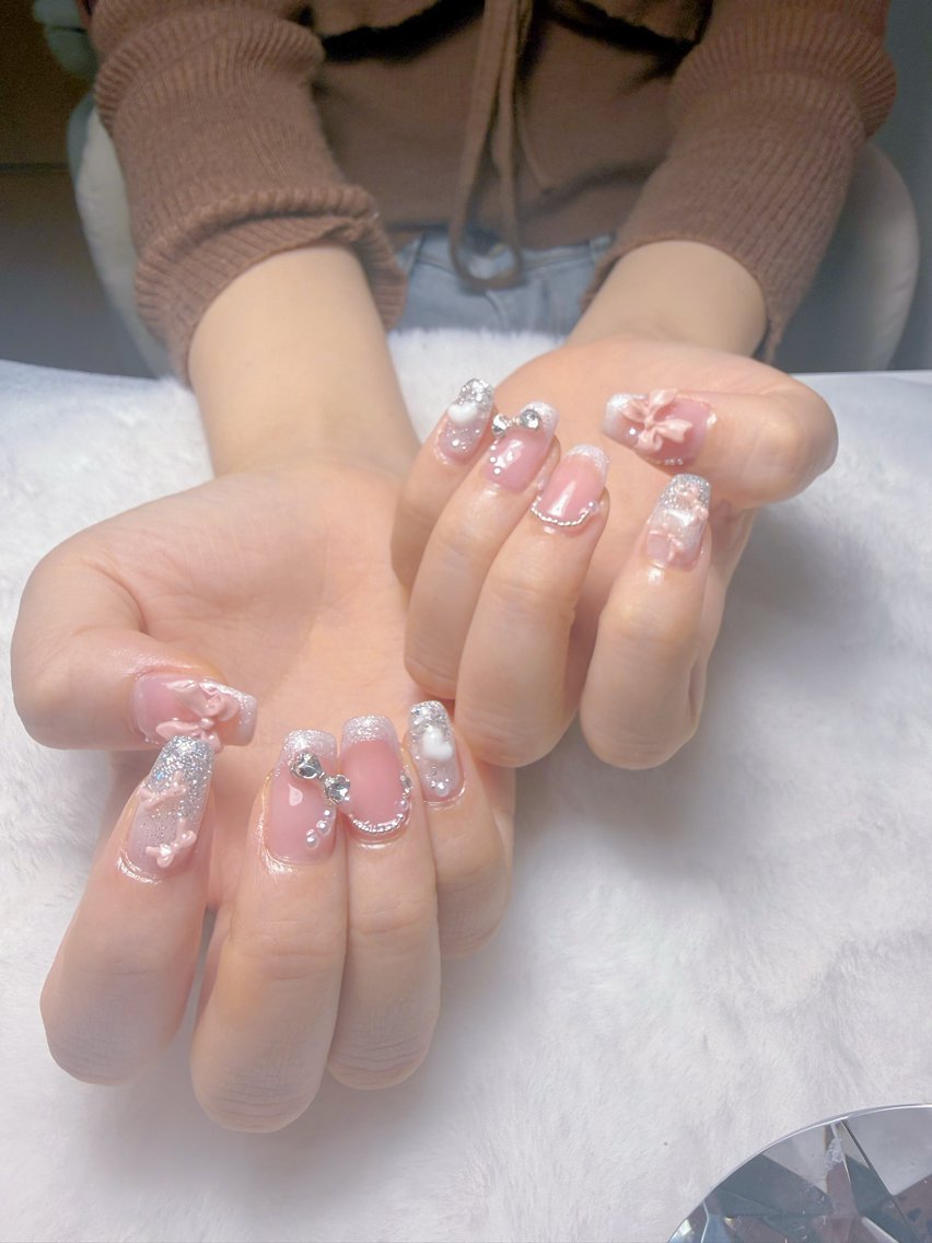 ネイル アートネイル Lina  nail beautyのネイルデザイン
