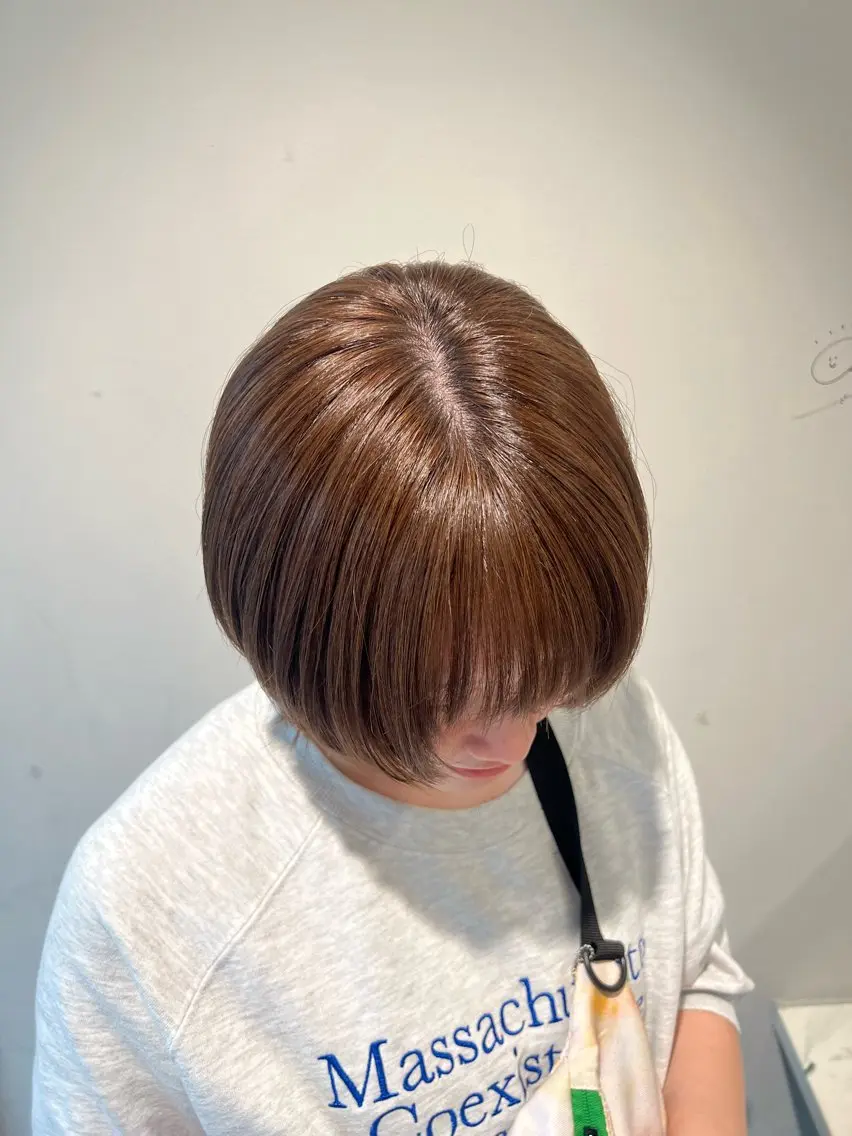ショート カラー カット ヘアカラー トリートメント 透明感カラー/ レイヤー/折戸結菜のヘアスタイル