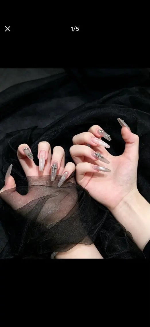 ネイル Sunny nail メナのネイルデザイン
