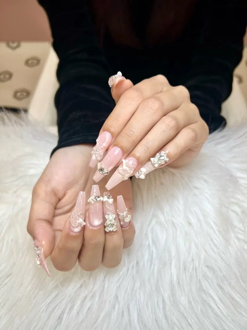 ネイル ハンドネイル ANH ゴテゴテ ネイルスタジオのネイルデザイン