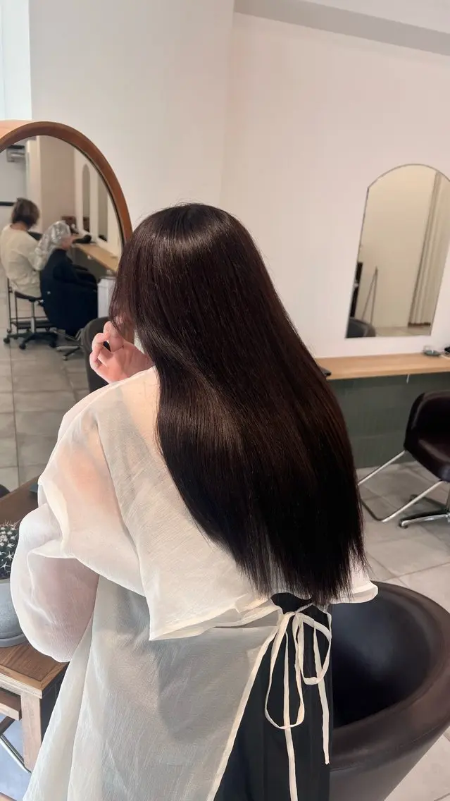 ロング カラー カット ヘアカラー トリートメント 赤みゼロ/透明感 カラー🌿KANTAのヘアスタイル