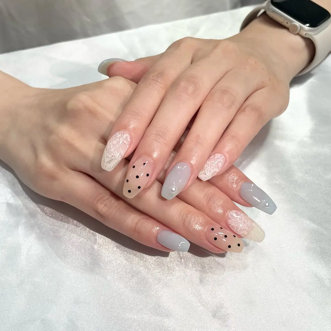 ネイル リスブラン HINARIのネイルデザイン