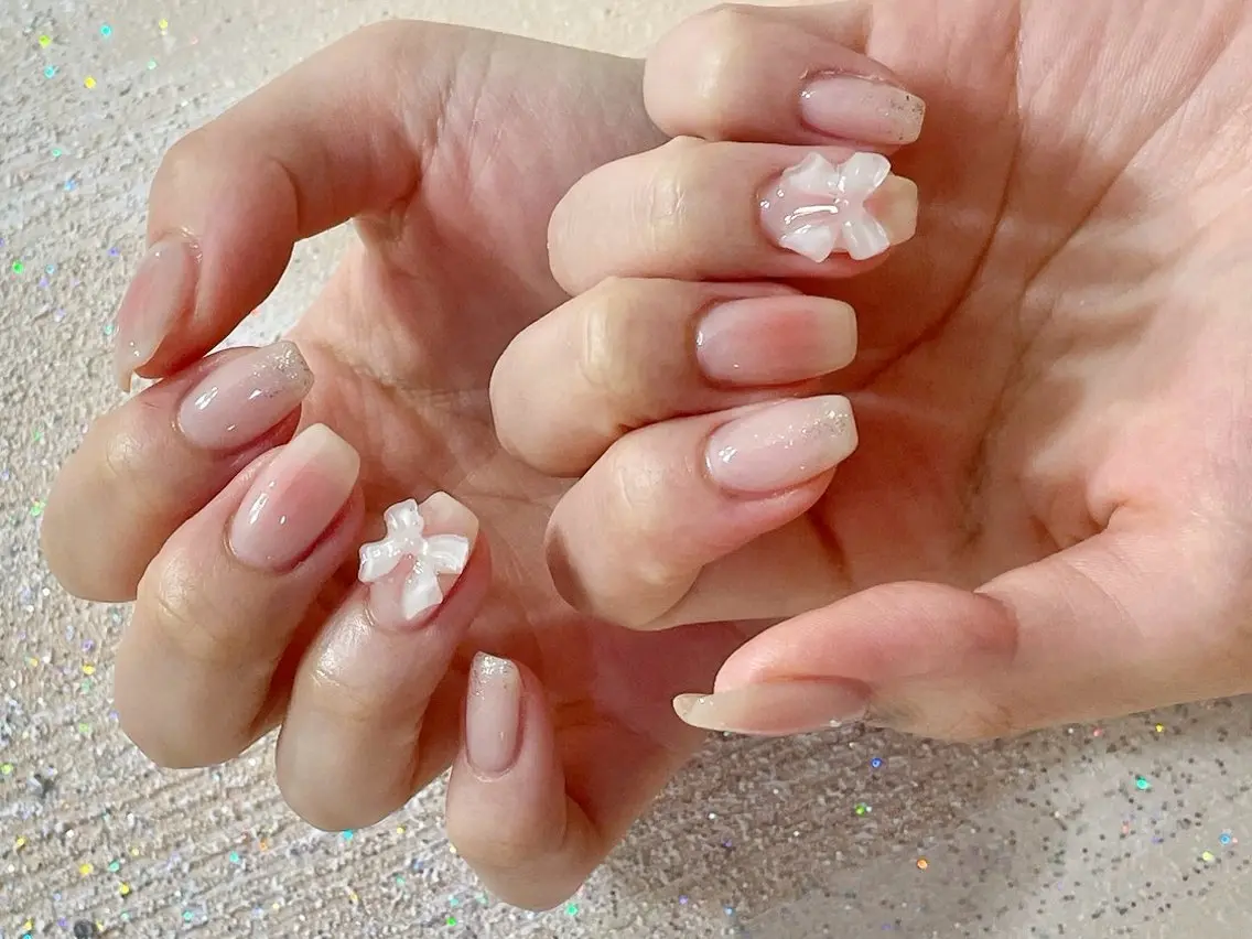 ネイル オーロラネイル フットネイル フレンチネイル ジェルネイル マグネットネイル kiki nail たまプラーザのネイルデザイン