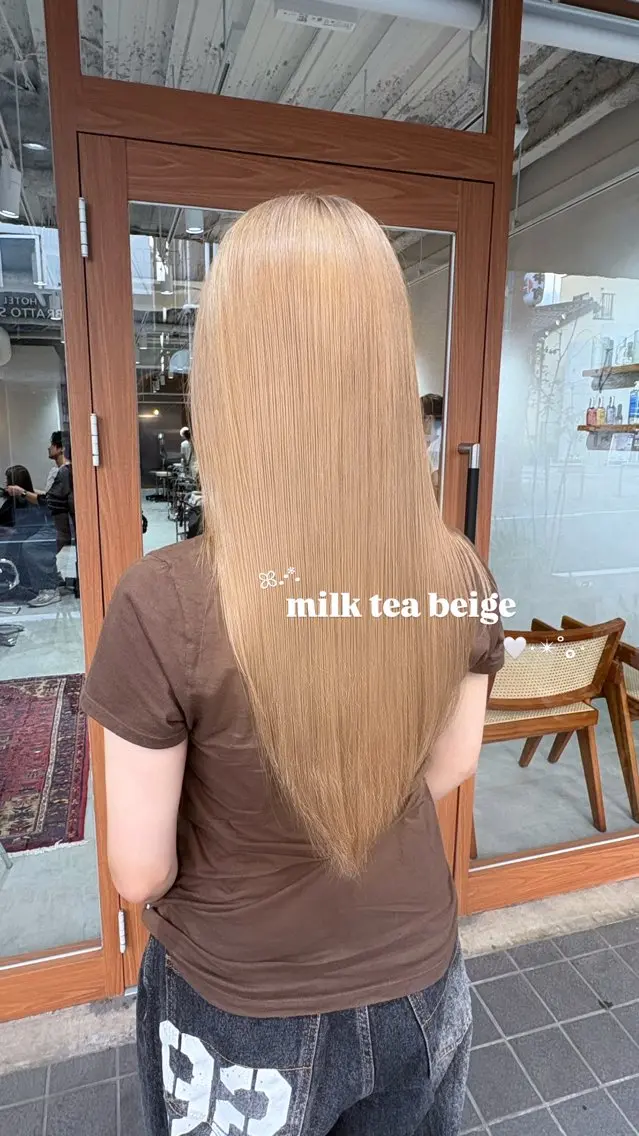 ロング ヘアカラー SANO YUIのヘアスタイル