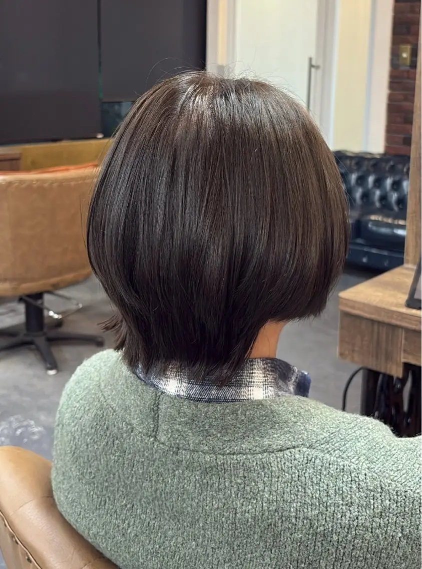 ショート カラー グレージュ ウルフカット カット 🫧透明感カラー 槇野🫧のヘアスタイル