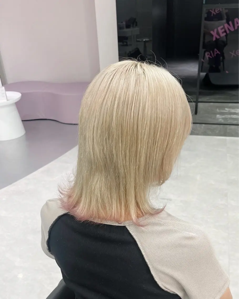ミディアム カット ヘアカラー トリートメント ブリーチカラー うたのヘアスタイル