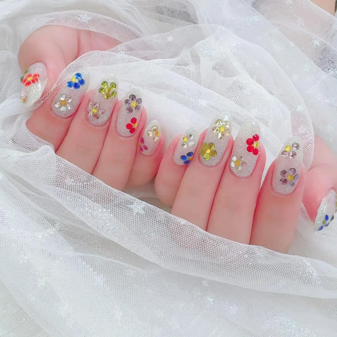 セミロング ハンドネイル ヘイシ ユウカのネイルデザイン