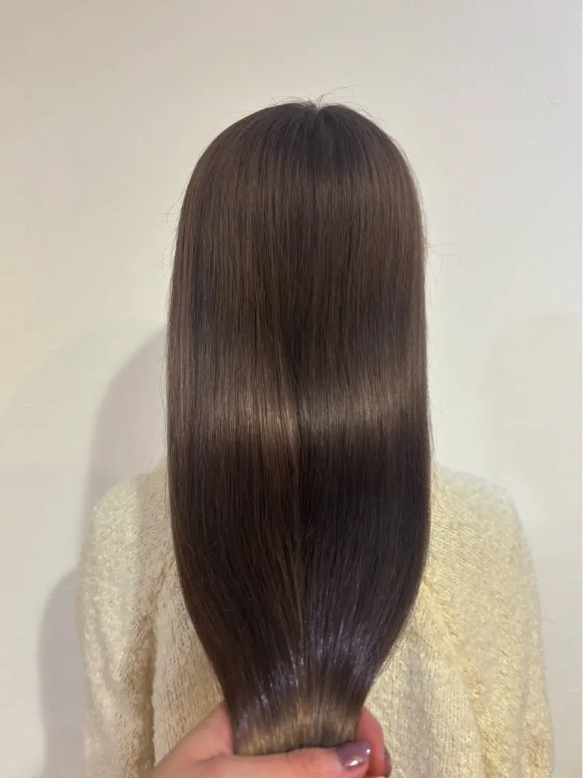ロング トリートメント ヘアカラー トリートメント 艶•透明感カラー フィーシーのヘアスタイル