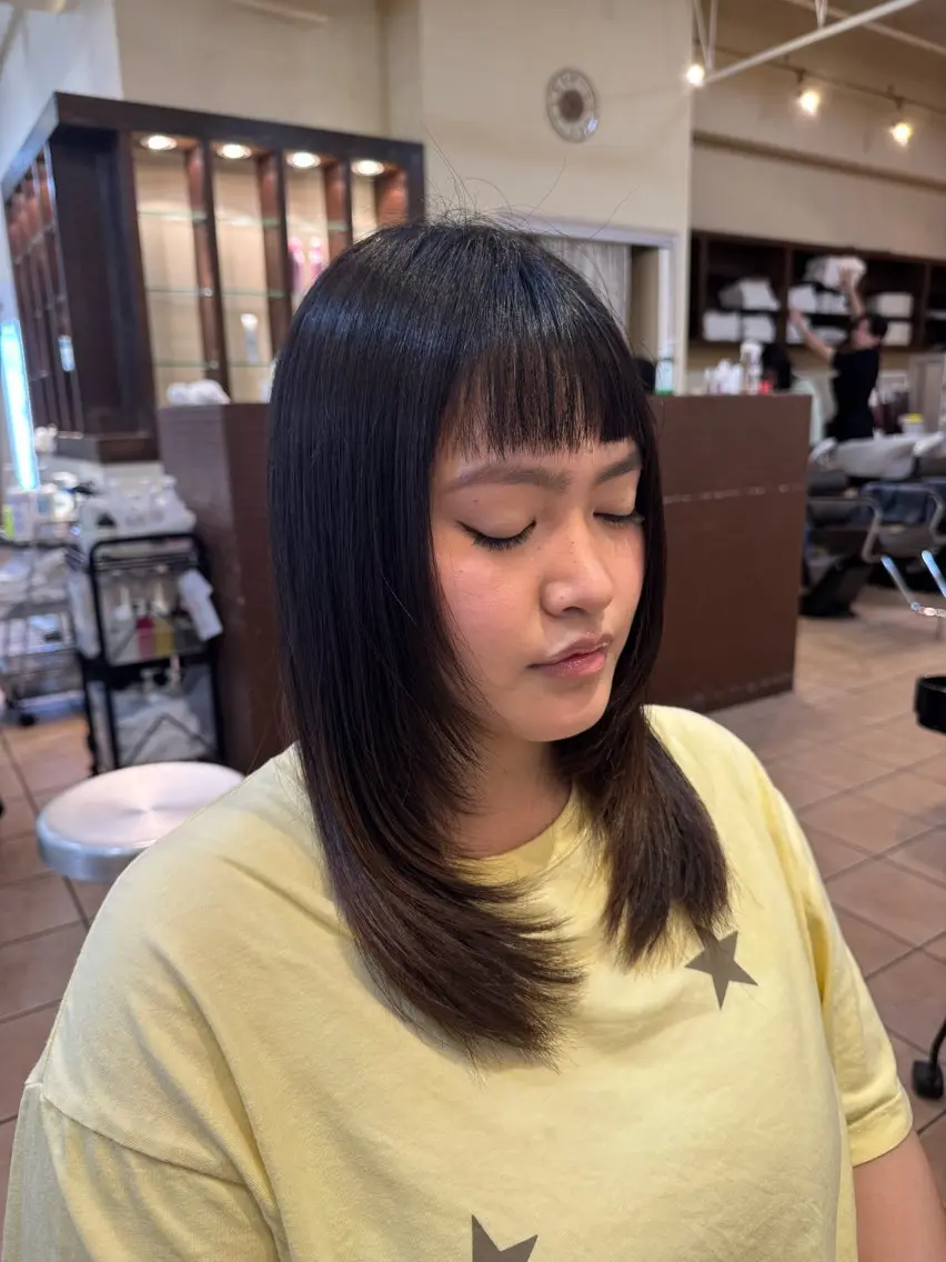 セミロング 顔周りカット レイヤーカット 三谷 舞🌈⭐️のヘアスタイル