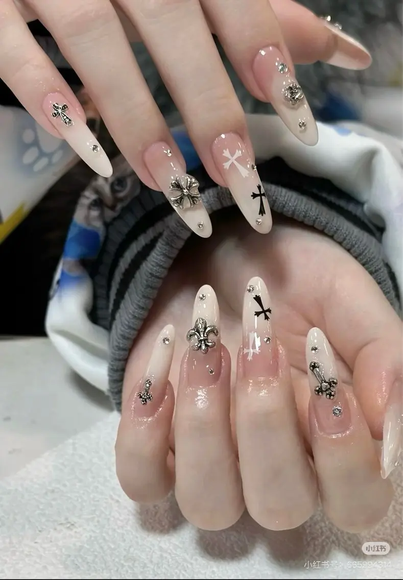 ネイル ハンドネイル Anju Nailのネイルデザイン
