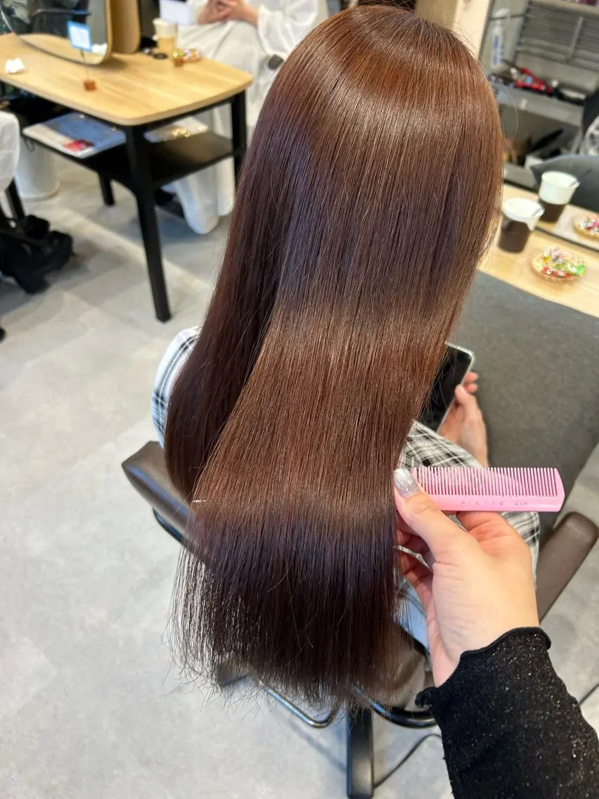 カラー ブラウンカラー ピンクカラー Sakura / Fier umedaのヘアスタイル