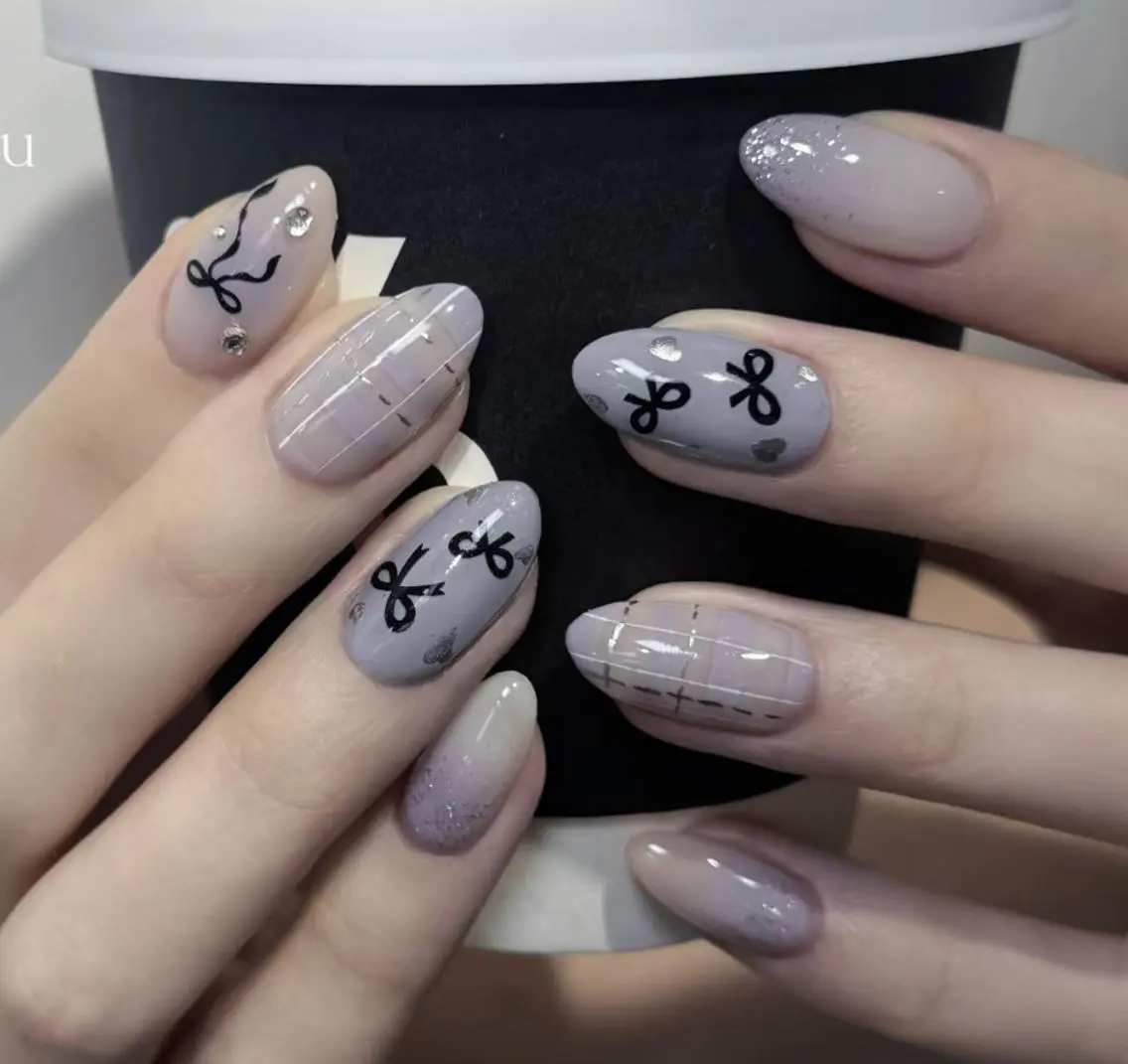 ネイル ハンドネイル 🎀 NaNa_nailのネイルデザイン