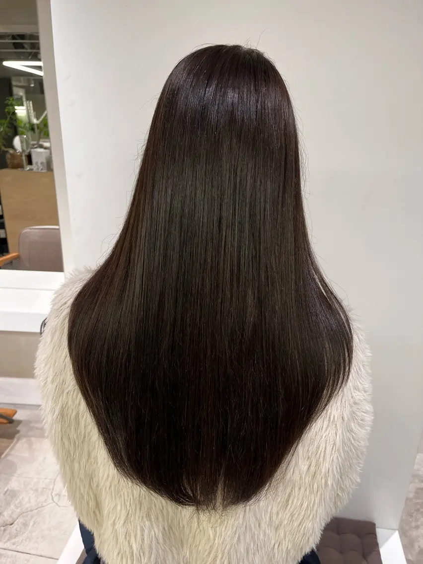 カラー ブラウンカラー ダークブラウン ヘアカラー こはる ／銀座美容室のヘアスタイル