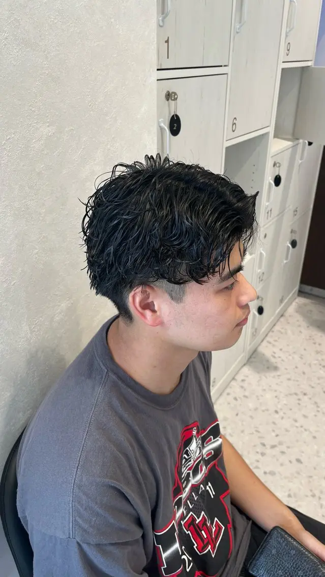 パーマ メンズ メンズパーマ 波巻きパーマ カット パーマ 中屋 比呂のヘアスタイル