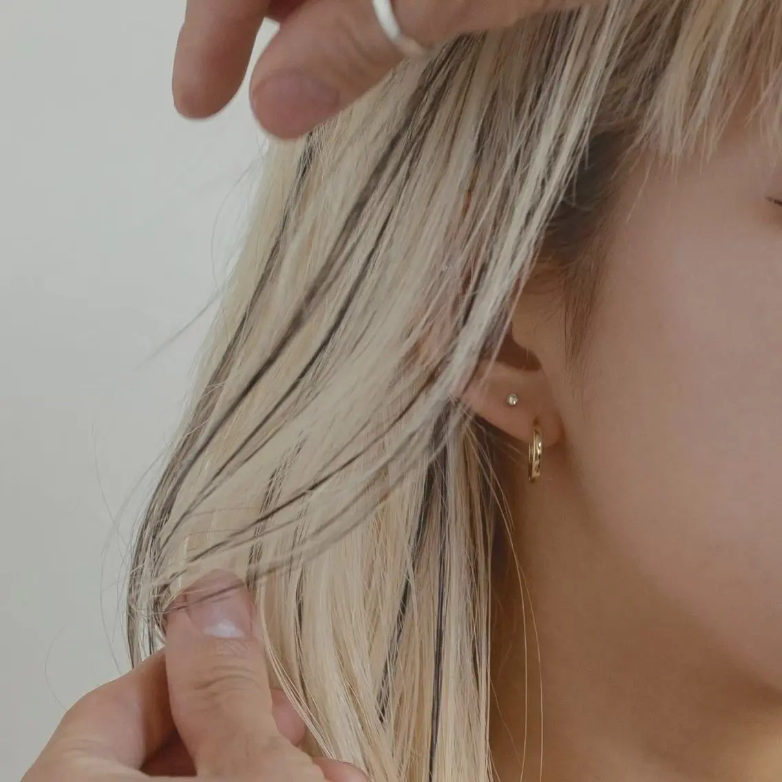 セミロング カラー ヘアアレンジ ヘアカラー トリートメント 🤍髪質改善/縮毛矯 正/韓国レイヤー🩶のヘアスタイル