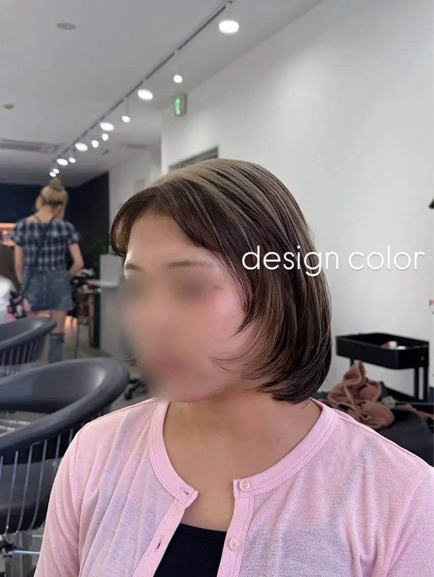 ショート カラー カット ヘアカラー limitみづき🌙 レイヤーカットのヘアスタイル