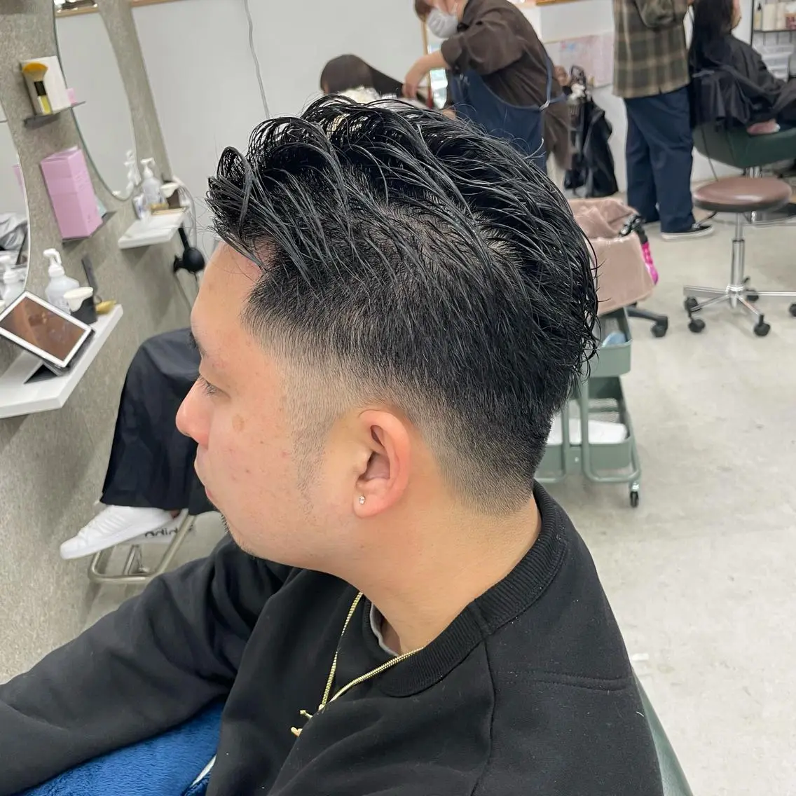 メンズ フェードカット カット ヘッドスパ Lull1人美容室 バレイヤージュのヘアスタイル