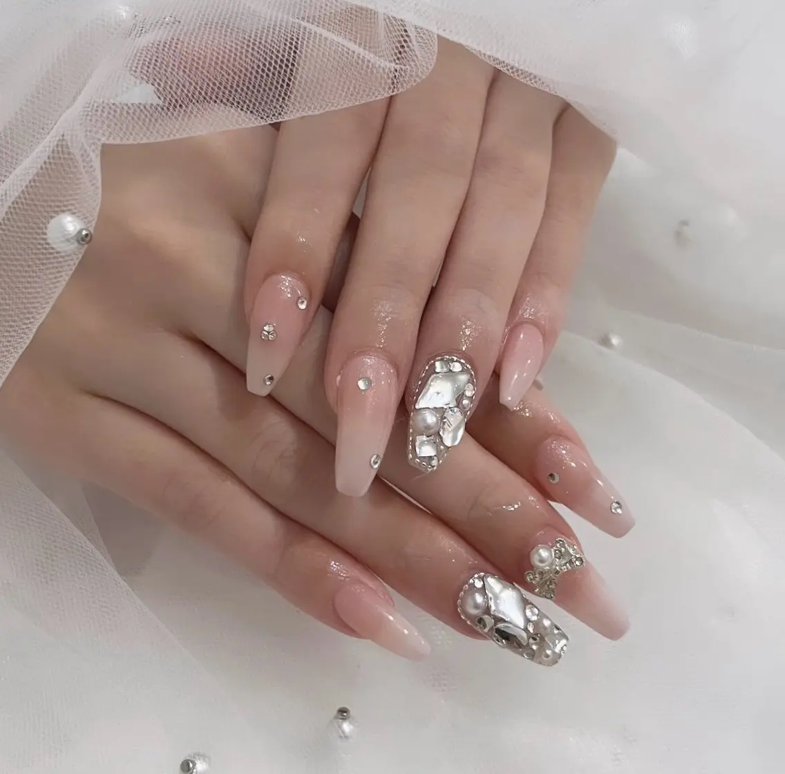 ネイル SALON ELVI.のネイルデザイン