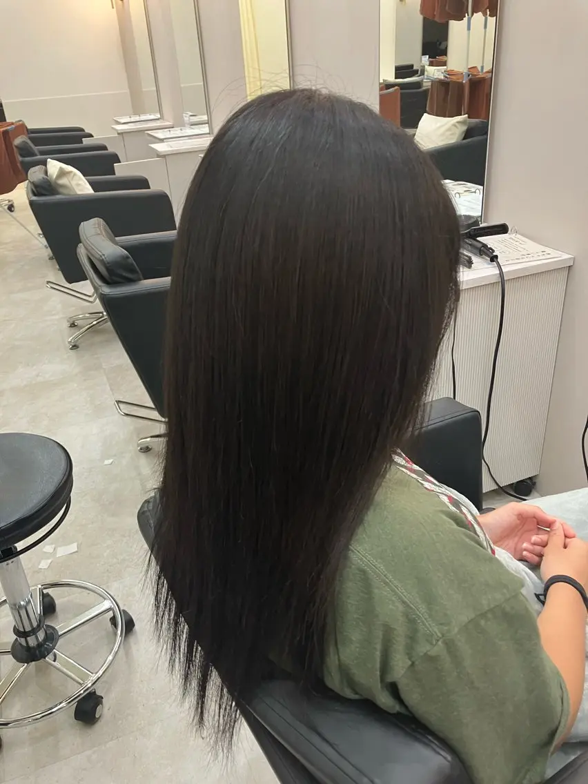 カラー 冨江 弘貴のヘアスタイル