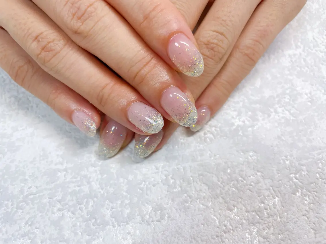 ネイル オーロラネイル フットネイル フレンチネイル ジェルネイル グラデーション mogunail &blowのネイルデザイン