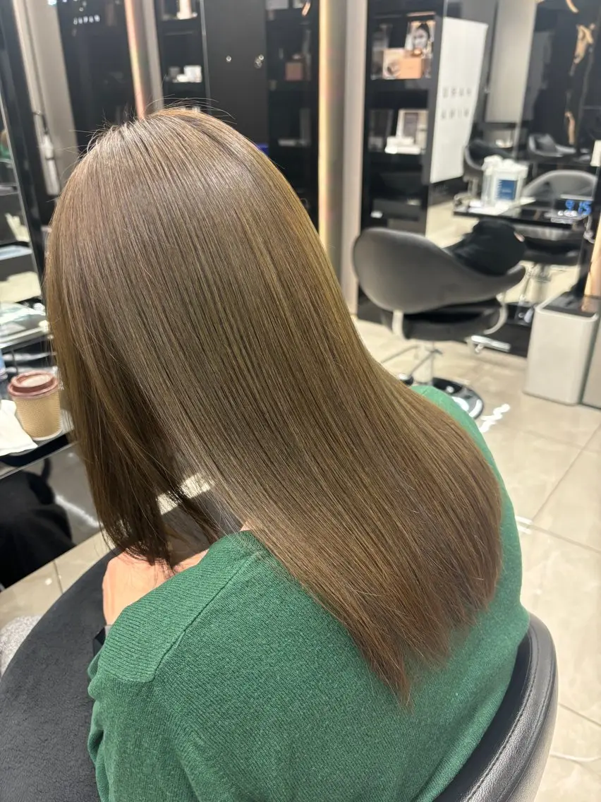 ミディアム ヘアカラー 山本 優太のヘアスタイル