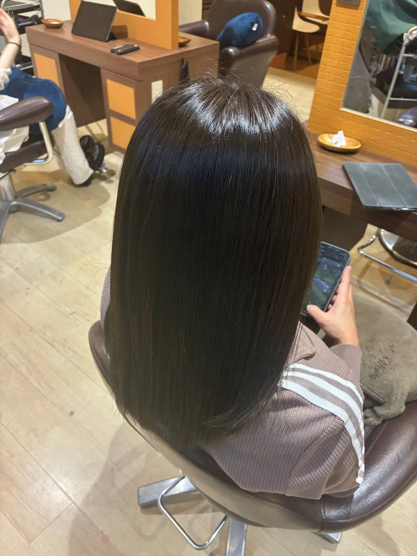 セミロング ヘアカラー Orque kazuneのヘアスタイル