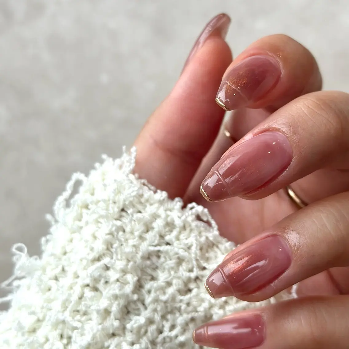 ネイル ニュアンスネイル aoi .のネイルデザイン