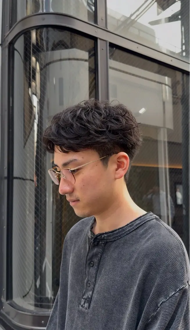 ショート パーマ メンズ カット パーマ 梅田茶屋町 メンズカット関田拳のヘアスタイル
