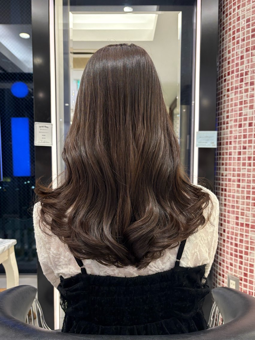 セミロング カラー ヘアカラー トリートメント 韓国っぽ水光肌カラー マンツーマン🫧なおのヘアスタイル