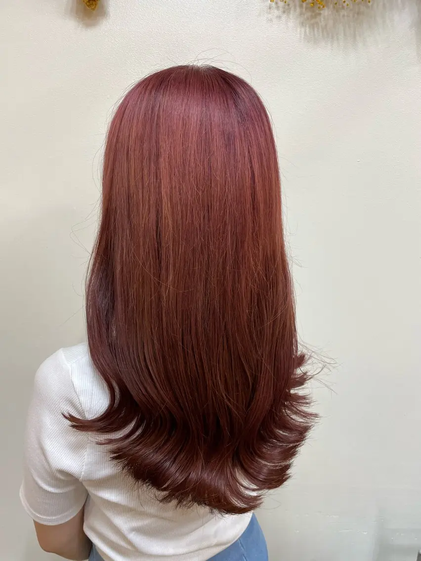 ロング カラー ブリーチ カシス オレンジ オレンジレッド ピンクカラー 韓国ヘア 🤍中西麻友🤍のヘアスタイル