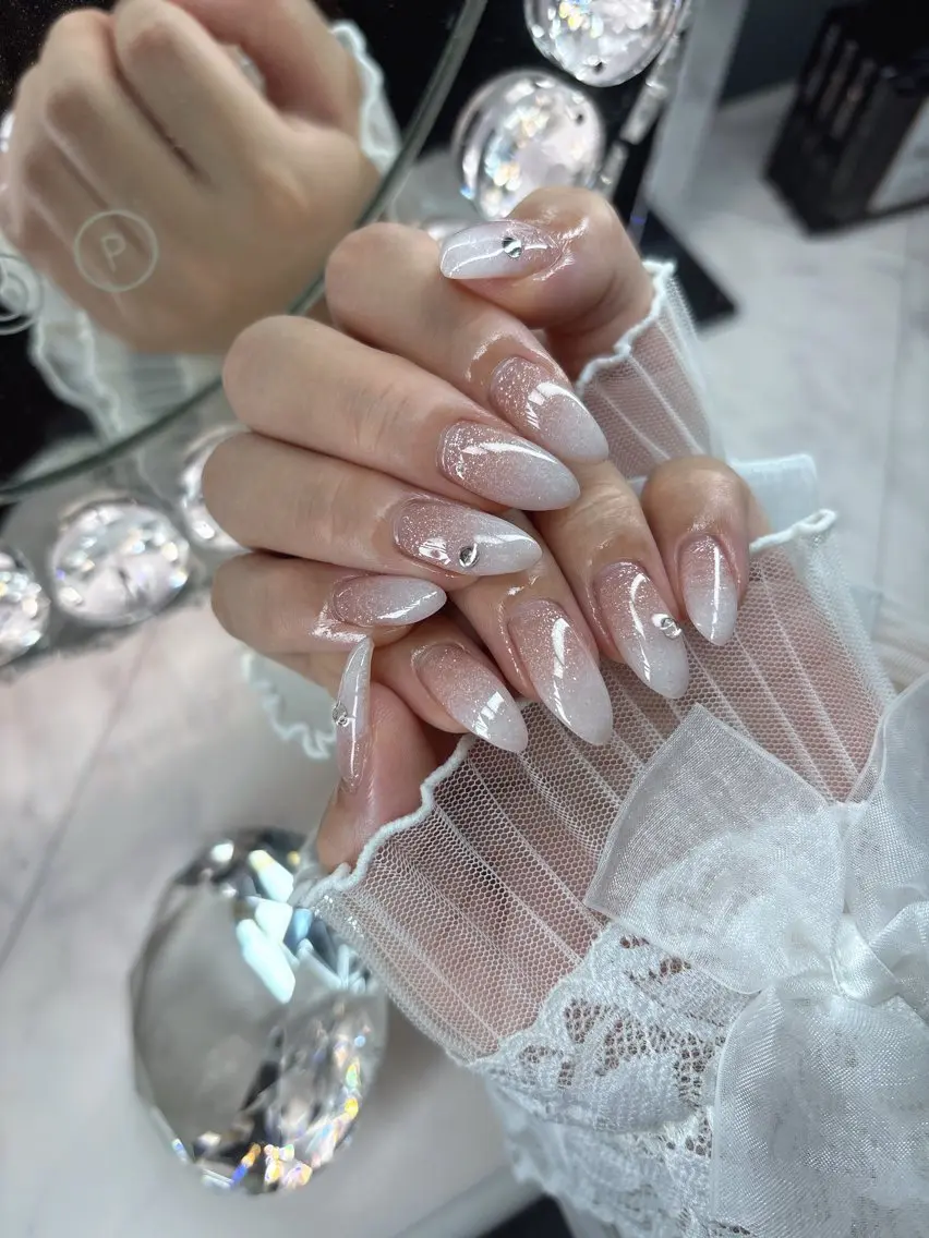 ネイル 24時まで❤︎韓国、 ワンホンネイルのネイルデザイン