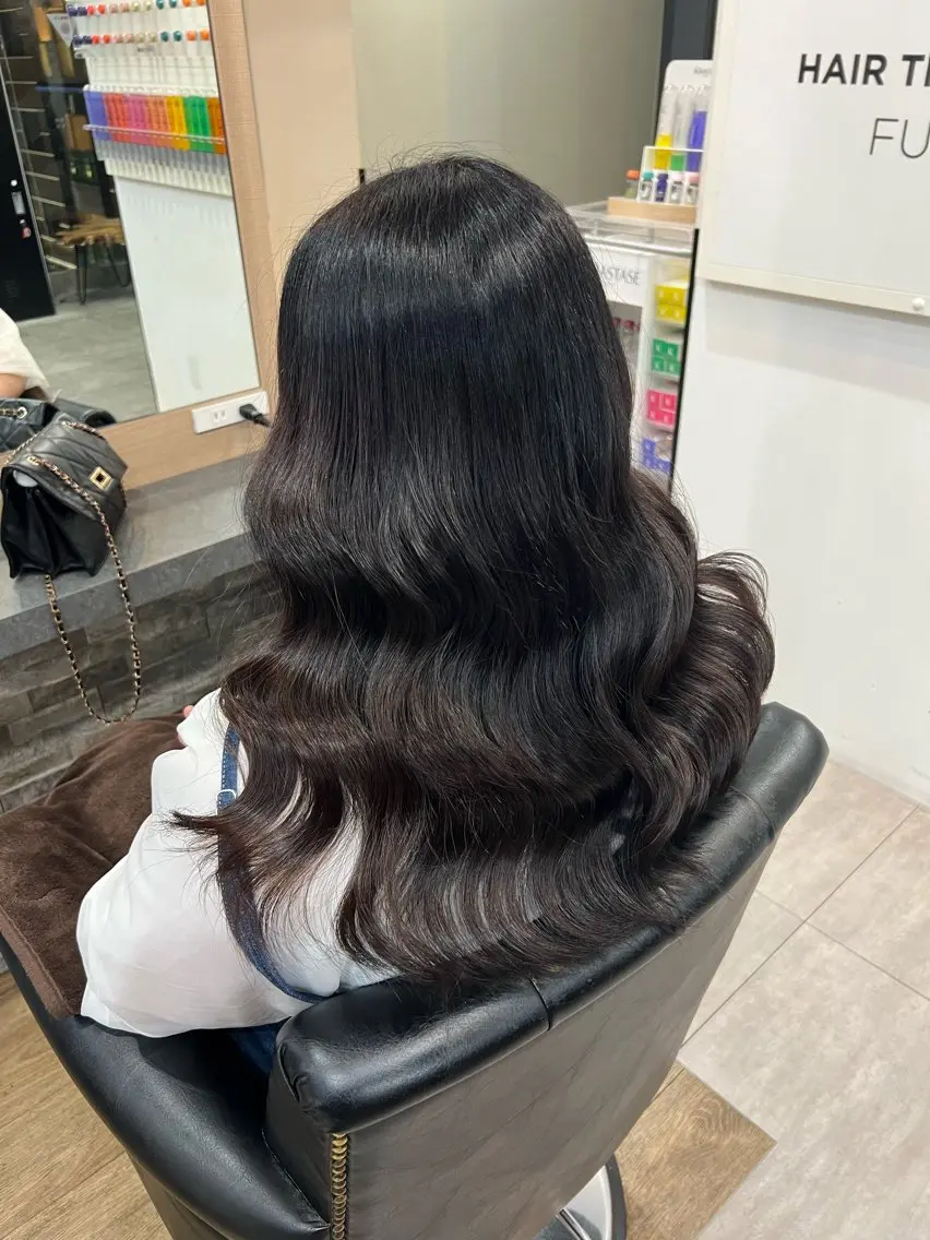 ロング カット ヘアカラー トリートメント Lapis ちはなのヘアスタイル
