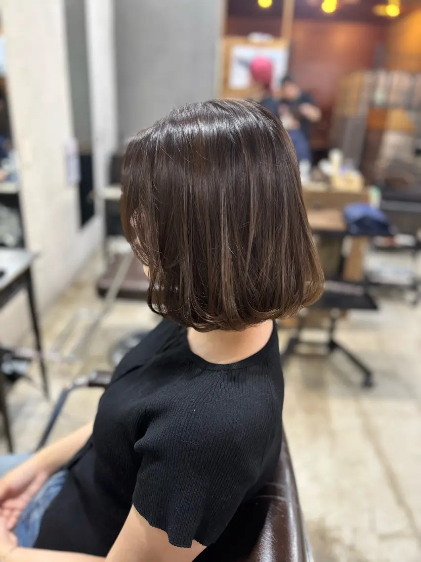 ミディアム カット ヘアカラー トリートメント 猪瀬 純子のヘアスタイル
