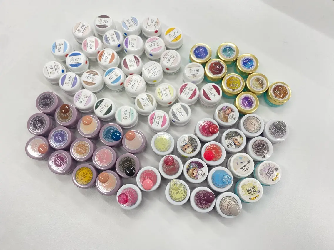 ネイル ジェルネイル Felix nail 🌼目黒店のネイルデザイン