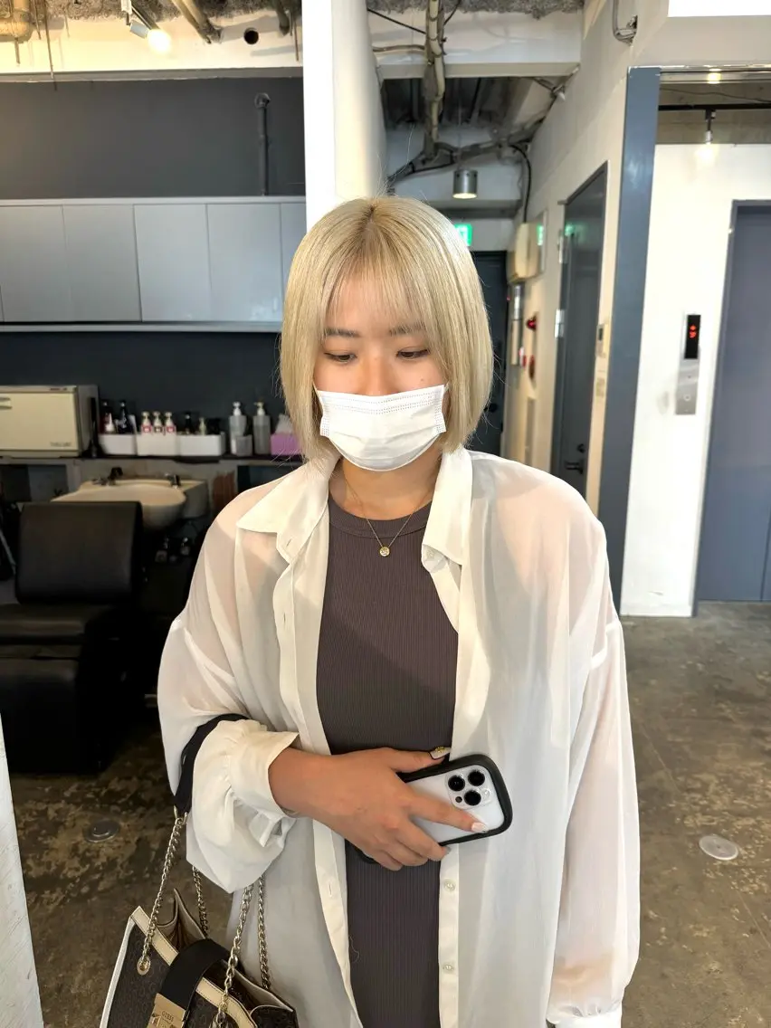 ショート カラー カット ヘアカラー ✂韓国レイヤー 🦋みやび🪽のヘアスタイル