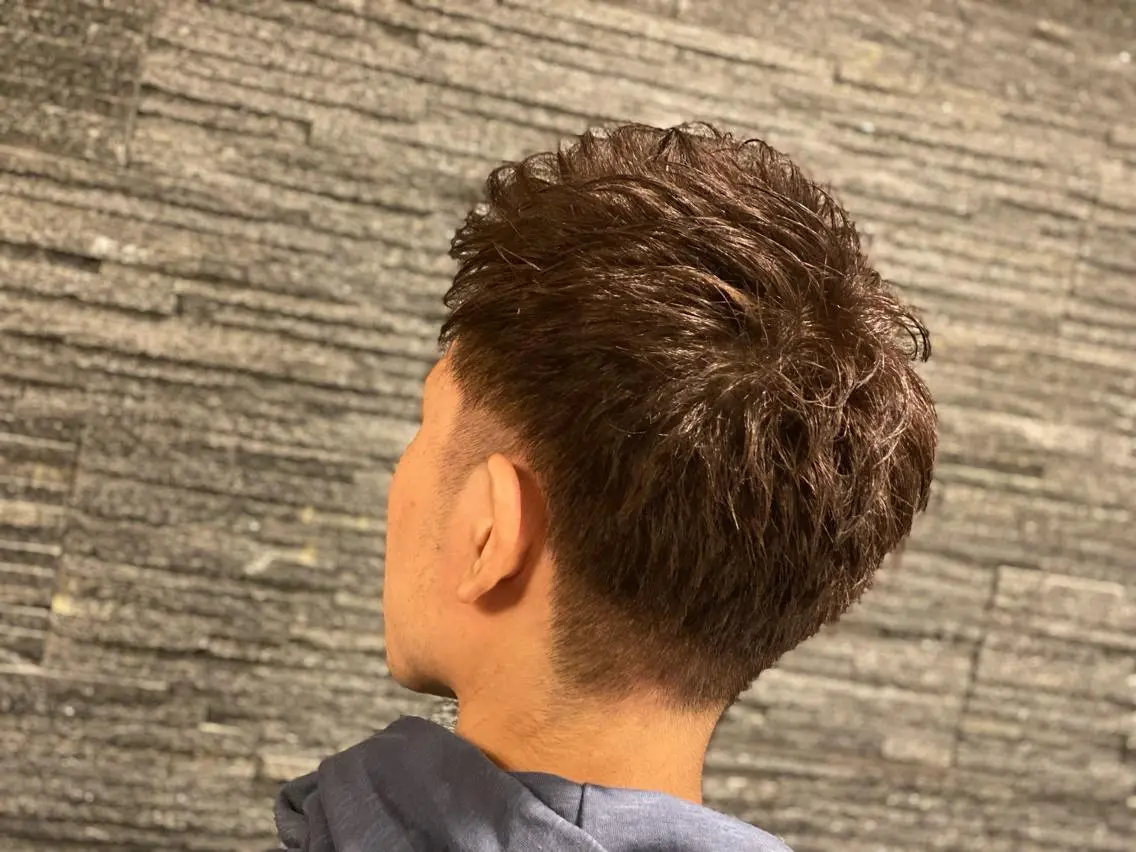 ショート カラー メンズ 浅見 天翔のヘアスタイル