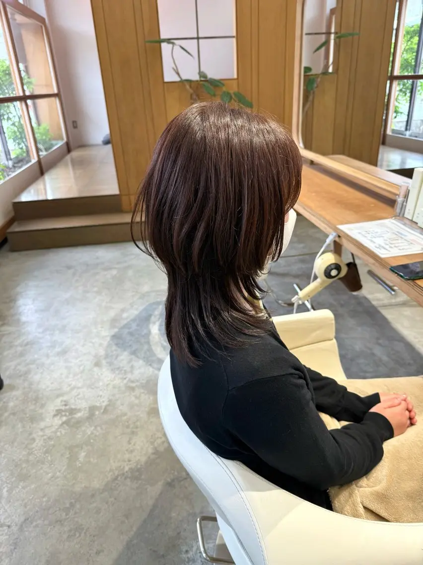 ミディアム カラー ミディアムレイヤー アッシュ アッシュブラウン ブラウンカラー レイヤーカット カット ヘアカラー WATANABE MISAKIのヘアスタイル